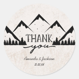 Adesivo Redondo Montanhas Aventura Começa Casamento Monograma