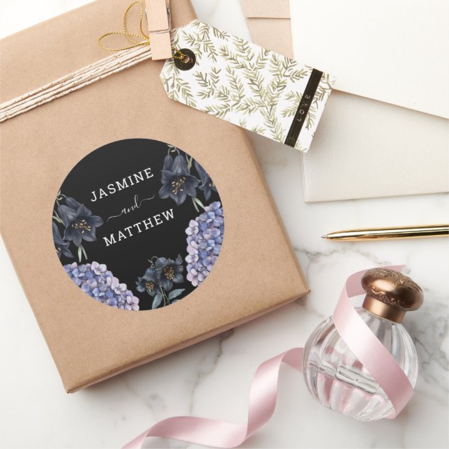 Adesivo Redondo Moody Black Floral Classic Whimsical Chic Wedding (Presentear)