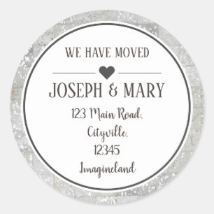 Adesivo Redondo Mudança de endereço de cochicho prateado