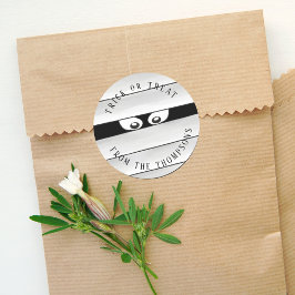 Adesivo Redondo Múmia Assustadora do Halloween Trick ou Treat