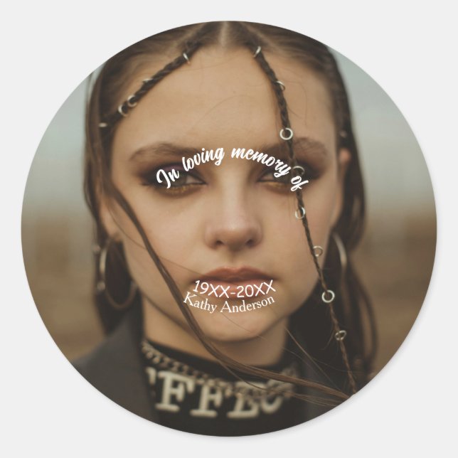 Adesivo Redondo Na memória amorosa de adicionar nome memorial keep (Frente)