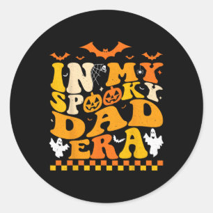 Adesivo Redondo Na Minha Época de Pai, Halloween, Pai Engraçado