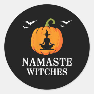Adesivo Redondo Namaste das Bruxas Abóbora Feminina Yoga Meditação