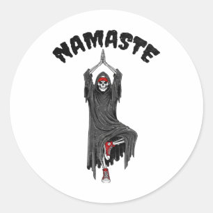 Adesivo Redondo Namaste de Yoga Divertido no Halloween Esqueleto C