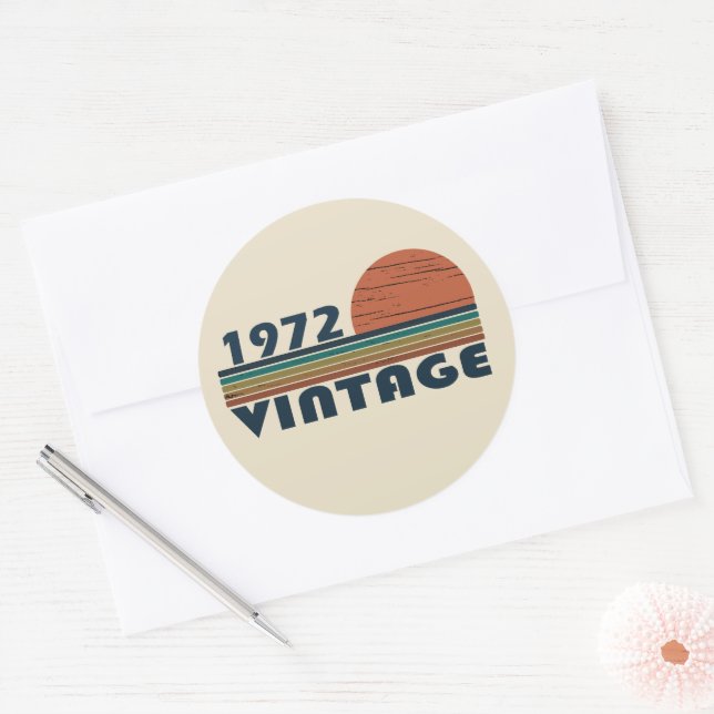 Adesivo Redondo nascer em presente de aniversário de 1972 (Envelope)