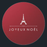 Adesivo Redondo Natal francês Joyeux Noel Red e Silver Chic<br><div class="desc">Estas vinhetas de Natal de Natal chique dizem "Joyeux Noël", ou "Feliz Natal" em francês, mas, se assim o desejar, pode mudar a redação usando a modelo. O fundo do adesivo tem um aspecto metálico vermelho sutil e a Torre Eiffel, um divisor elegante, e seu texto aparece em prata. (Observe...</div>