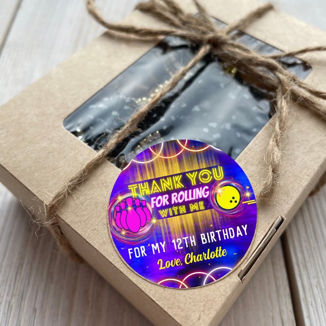 Adesivo Redondo Neon Glow Purple Boliche Festa de aniversário Obri (Criador carregado)