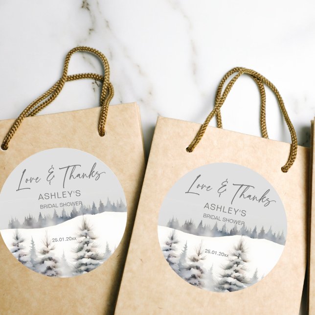 Adesivo Redondo Neve no favor de casamento de inverno pines chuvei (Snow in love winter pines bridal shower thank you favor sticker watercolor snowy pines winter themed)