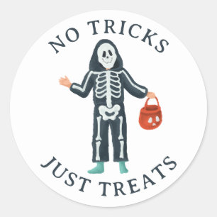 Adesivo Redondo No Tricks Just Treats Halloween Esqueleto Fofo