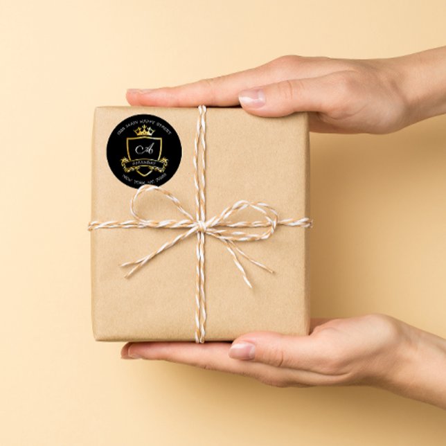 Adesivo Redondo Nome do Monograma Dourado Crown Royal RSVP Endereç (Criador carregado)