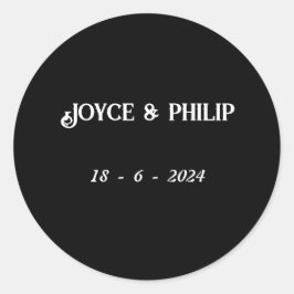 Adesivo Redondo Nome e data do Casal de Casamento Negro e Branco