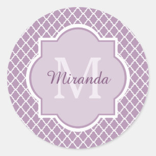 Adesivo Redondo Nome Monogrammed roxo de Quatrefoil da lavanda