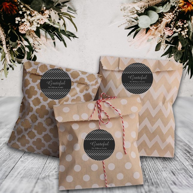 Adesivo Redondo Nome Personalizado das Linhas Negras Grateful Cinz (Criador carregado)