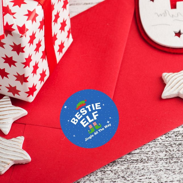 Adesivo Redondo Nome Personalizado e Frase do Elf do Cartoon de Na (Personalize to make it your own. Design is available in additional sizes and products.)