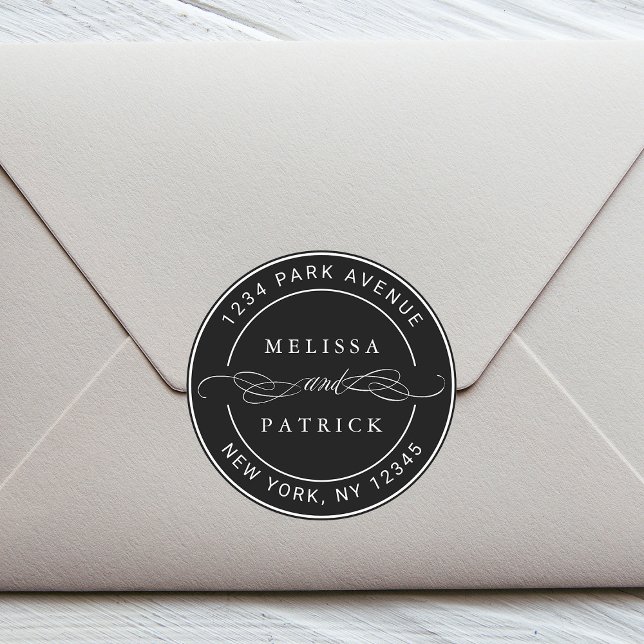 Adesivo Redondo Nomes de Casais Elegantes Negros Endereço de Devol (Criador carregado)