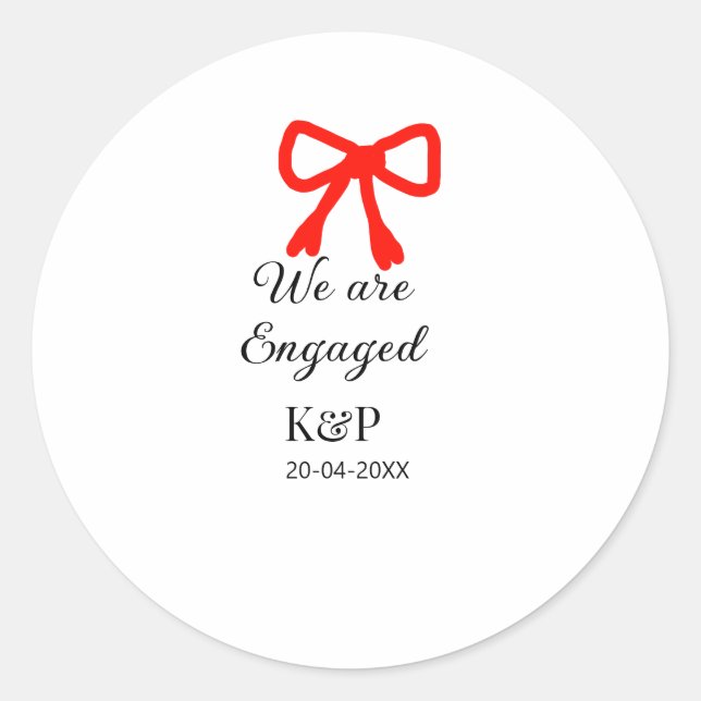 Adesivo Redondo Nós estamos noivos adicionar nome letra laço verme (Frente)