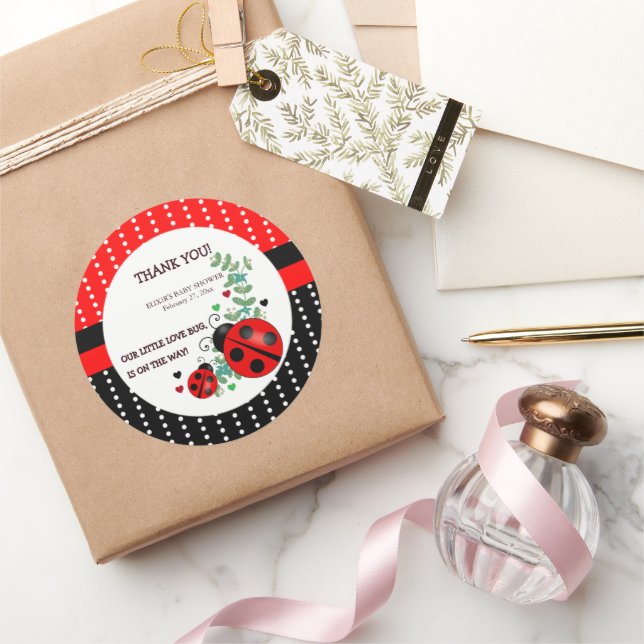 Adesivo Redondo Nosso pequeno Inseto  Vermelho Chá de fraldas Negr (Presentear)