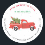 Adesivo Redondo Novo Endereço Red Truck Christmas Anúncio Movendo<br><div class="desc">Anuncie a sua jogada neste feriado com uma bela ilustração,  adesivo de design de caminhão vermelho. Altere facilmente os detalhes clicando no botão "Personalizar".</div>