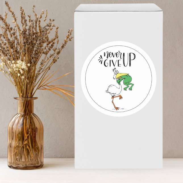 Adesivo Redondo Nunca desista do SAPO sufocando pássaro (Criador carregado)