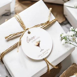 Adesivo Redondo O Amor Está Fermentando Churrasco de Noivado Espre