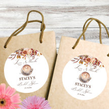 O amor está preparando o café favor de chá de pane