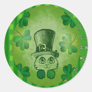 Adesivo Redondo O gato de St Patrick com os trevos que tiram a