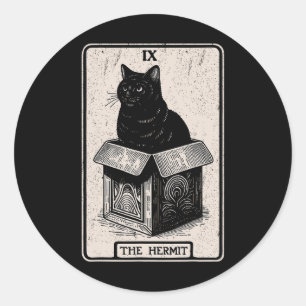 Adesivo Redondo O Gato Místico Do Cartão Tarot Hermit Na Caixa Eng