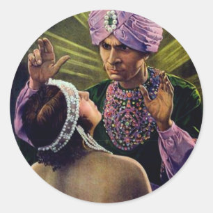 Adesivo Redondo O Hypnotist hypnotizes o vintage da jovem mulher