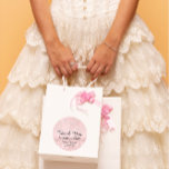 Adesivo Redondo Obrigado Diamond Name Wedding Bridal Sweet16th<br><div class="desc">A Saga do Pau: A Gesto de Agradecimento 💎 Uma Vez ✨ Uma Vez num Momento Espetacular de FlorenceK 💌 No mundo caprichoso de Zazzle, onde a criatividade dança em cada pixel, nossa heroína FlorenceK teve uma epifania. "Por que a gratidão deveria ser simples e chata?" ela se divertiu. E...</div>