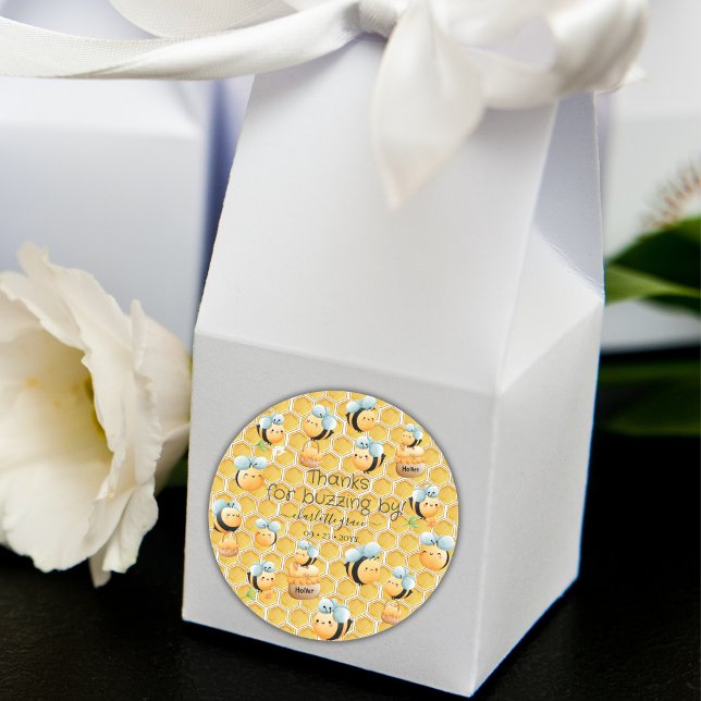 Adesivo Redondo Obrigado pelo zumbido do primeiro dia das abelhas (Criador carregado)