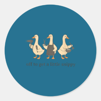 Adesivo Redondo Off To Get A Little Snippy Funny Goose 