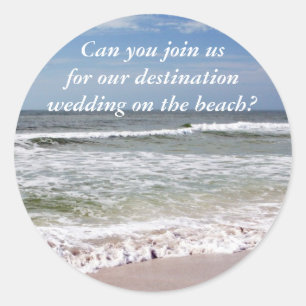 Adesivo Redondo Ondas caem na praia Sandy