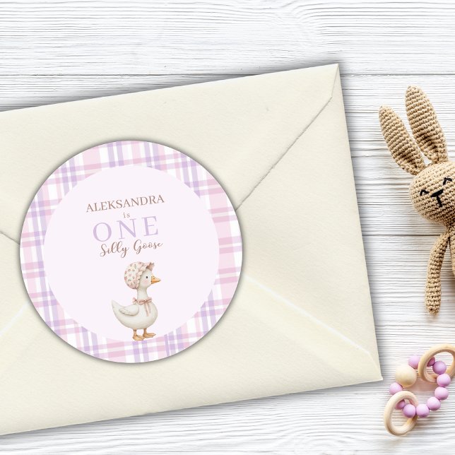 Adesivo Redondo One Silly Goose Girl 1st Birthday Party Thank You (Criador carregado)
