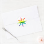 Adesivo Redondo Orgulho LGBTQ Cores do Arco-Íris Floco de Neve de<br><div class="desc">Bandeira do Arco-Íris do Orgulho LGBTQ Coloful no Floco de Neve de Natal,  Design inspirado pelas 8 listras originais do Orgulho Arco-Íris de Gilbert Baker,  Foca do Envelope de Natal,  Sticker</div>