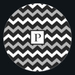 Adesivo Redondo Padrão de Impressão de Chevron Preto Branco e Cinz<br><div class="desc">adesivo personalizado,  personalizar com ou sem texto</div>