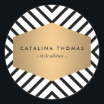 Adesivo Redondo Padrão preto e branco retrô com emblema Dourado<br><div class="desc">Coordena-se com o padrão preto e branco retrorreflector com o Modelo de cartão de negócios emblem Dourado até 1201AM. Um padrão óptico preto e branco cria o interesse visual como um fundo neste design de adesivo personalizado. O emblema dourado falso contém seu nome ou nome comercial, tornando-se uma identidade exclusiva...</div>