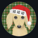 Adesivo Redondo Papais noeis de Cream Dachshund de Cabelo Longo Na<br><div class="desc">Espalhe a alegria de férias com este adorável adesivo de Natal! O adesivo apresenta um dachshund, colorido de creme inglês, de longa data, vestindo um chapéu vermelho brilhante de Papai Noel com um jato branco. HO HO HO pode ser personalizado com nome ou outro texto. Estes autocolantes podem ser utilizados...</div>