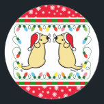 Adesivo Redondo Papais noeis de Labradores Amarelos de Natal<br><div class="desc">Papais noeis de Labradores Amarelos de Natal! Cartoon Whimsy e fofo Labrador Retriever criado por Naomi Ochiai do Japão. Dons de diversão excelente para amantes de cães que amam Labradores Amarelos. :) Adoráveis Labradores Amarelos estão olhando para trás com Santa Hats e bigodes!</div>