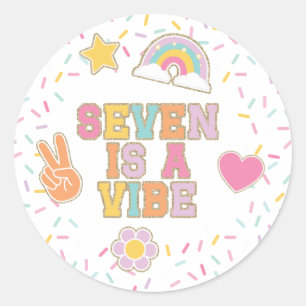 Adesivo Redondo Patch Preppy Seven é um Vibe Birthday