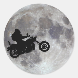 Adesivo Redondo Pé grande, bicicleta grande e uma lua grande e bri