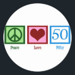 Adesivo Redondo Peace Love 50th Birthday Festa Cute<br><div class="desc">Bonito presente de quinquagésimo aniversário.</div>