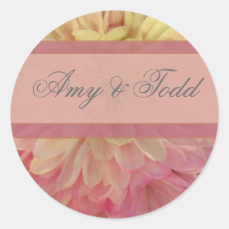 Adesivo Redondo Pentes de noiva rosa e creme - personalize!