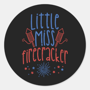 Adesivo Redondo Pequena Senhorita Firecracker Funny 4 De Julho Pat