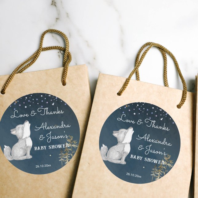 Adesivo Redondo Pequeno lobo temático chá de fraldas presente (Little wolf themed baby shower  favor gift thank you stickers cute howling wolf pup starry night)