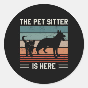 Adesivo Redondo Pet Sitter Está Aqui, Pets Sentados