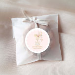 Adesivo Redondo Petais e Favor do Chá de casamento Prosecco<br><div class="desc">Descubra como adicionar um toque de elegância às nossas Petais e Chás de panela Prosecco Round Stickers pode transformar os favores do seu evento e selagens de envelopes. Esses adesivos de na moda são a maneira perfeita de personalizar e elevar até o mais simples dos presentes, fazer seu chá de...</div>