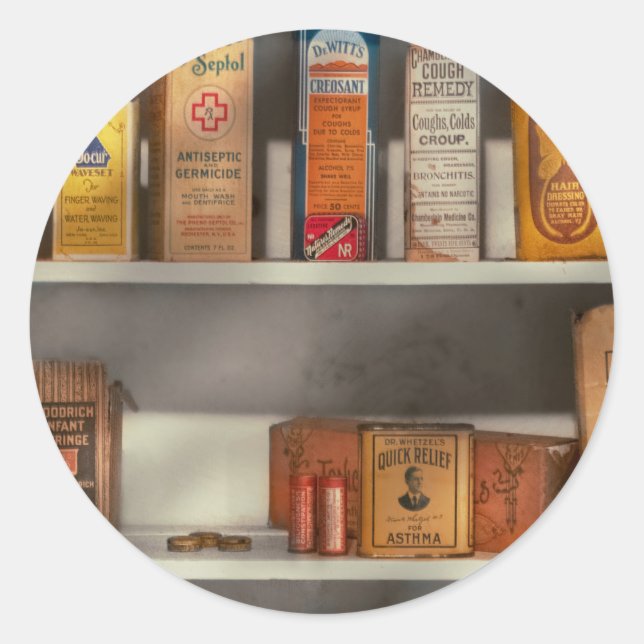 Adesivo Redondo Pharmacy - Many coughing cures (Frente)