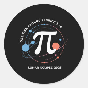 Adesivo Redondo Pi Day Lunar Eclipse 2025 Cosmic Math