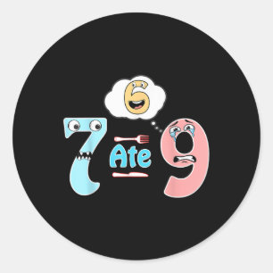 Adesivo Redondo Piada Matemática Engraçada 7 Comeu 9 Fofo 67 Meme
