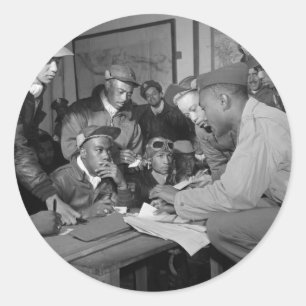 Adesivo Redondo Pilotos do grupo de combate Tuskegee Airmen 332nd